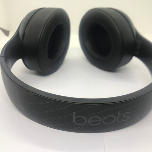 Beats Studio Wired U.S. Headphones - Exclusive Military Model B0500 BUNDLE LOT - Picture 7 of 8